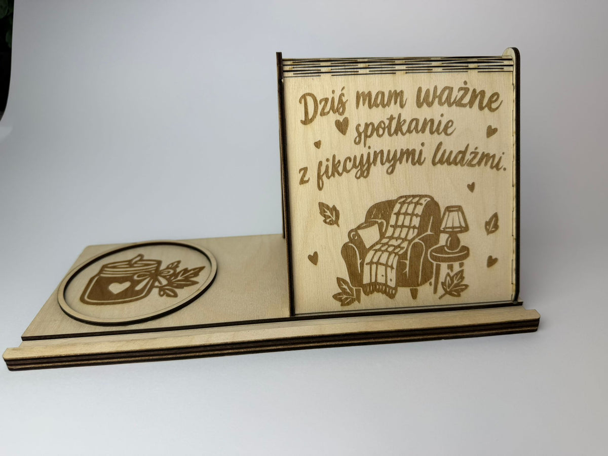 Jesienna podstawka na książkę i herbatę